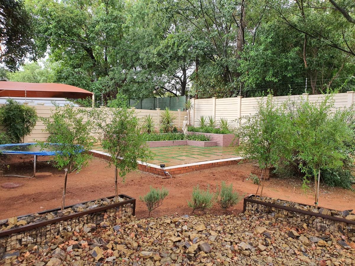 Chic Breeze Hotel Bloemfontein Eksteriør billede