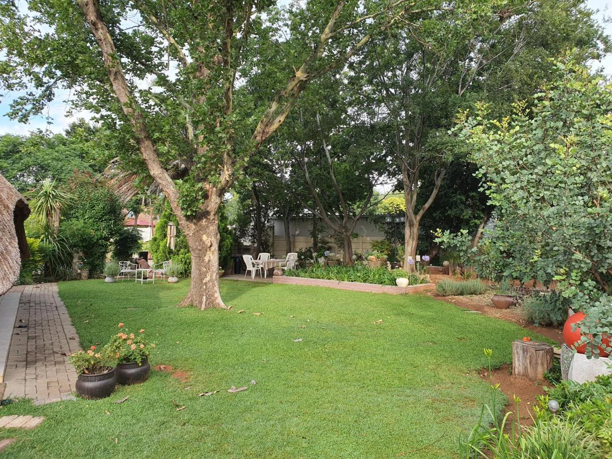 Chic Breeze Hotel Bloemfontein Eksteriør billede