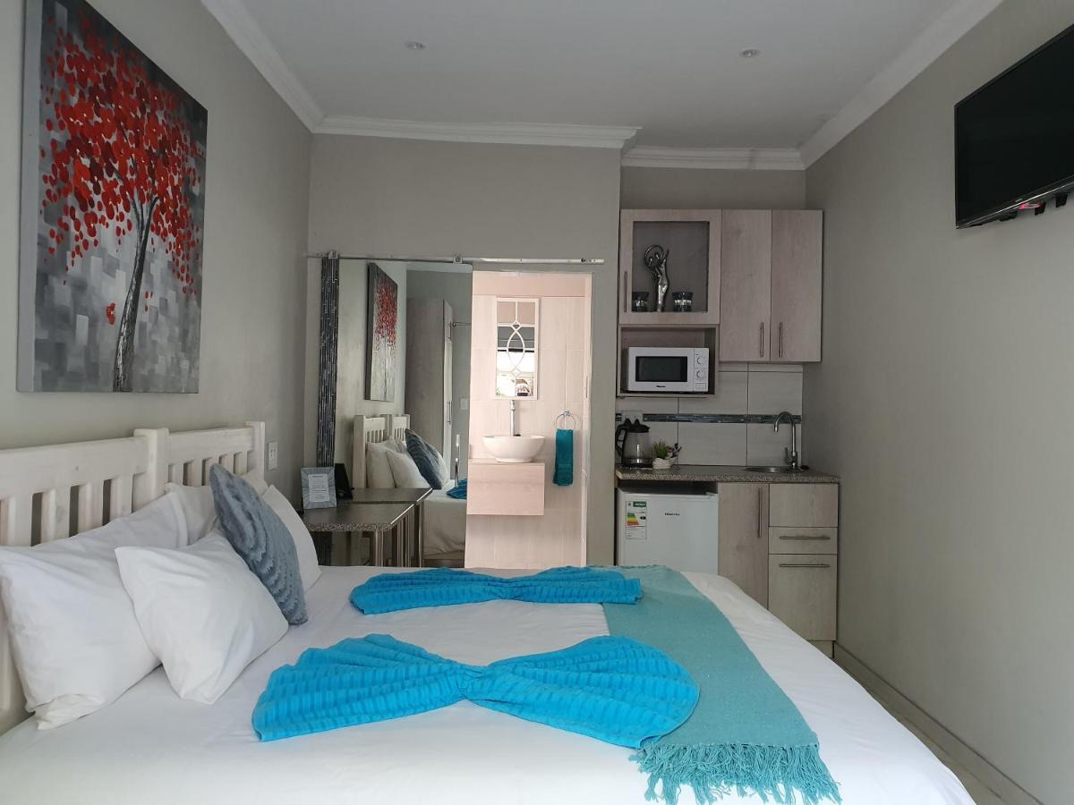 Chic Breeze Hotel Bloemfontein Eksteriør billede