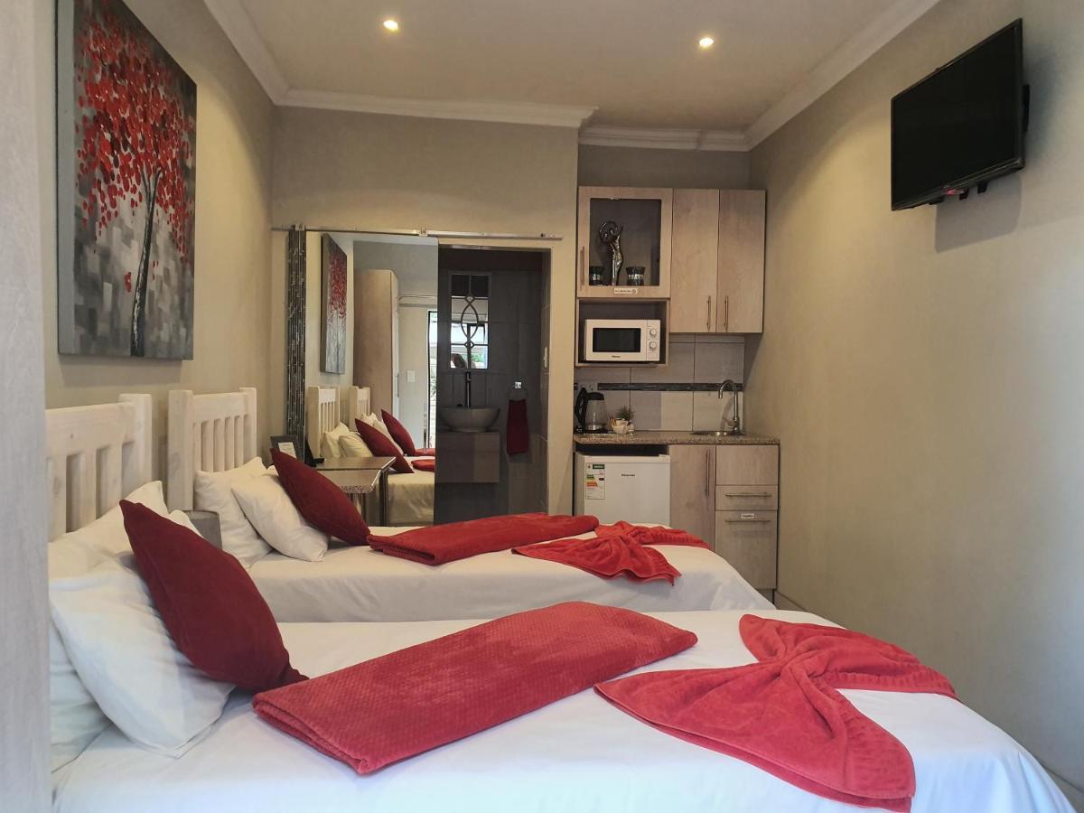 Chic Breeze Hotel Bloemfontein Eksteriør billede