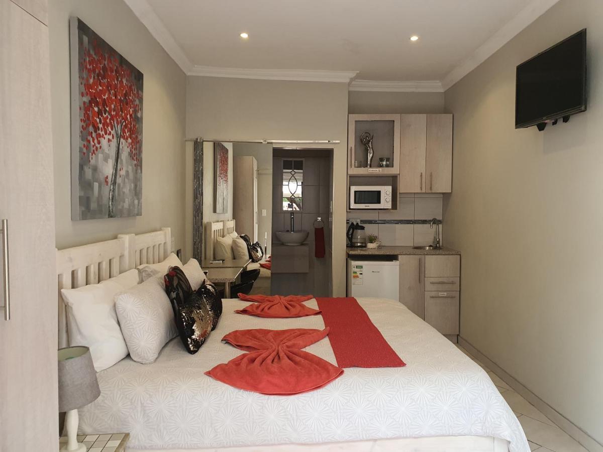 Chic Breeze Hotel Bloemfontein Eksteriør billede